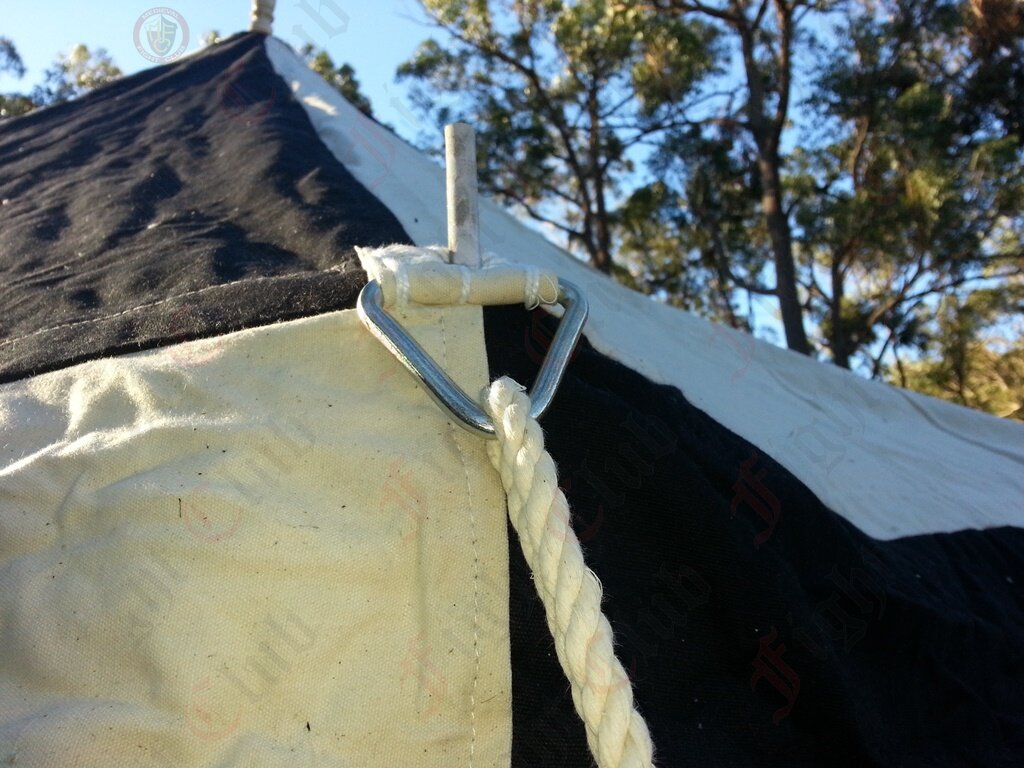 Black & White 3m Pavilion Grommet Close-Up